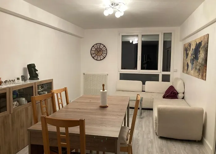 Chez L'habitante Hermes A Проживание в семье Бланьяк